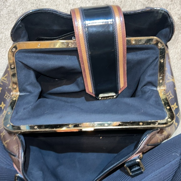 Louis Vuitton Monogram Mirage Griet - Picture 9 of 11